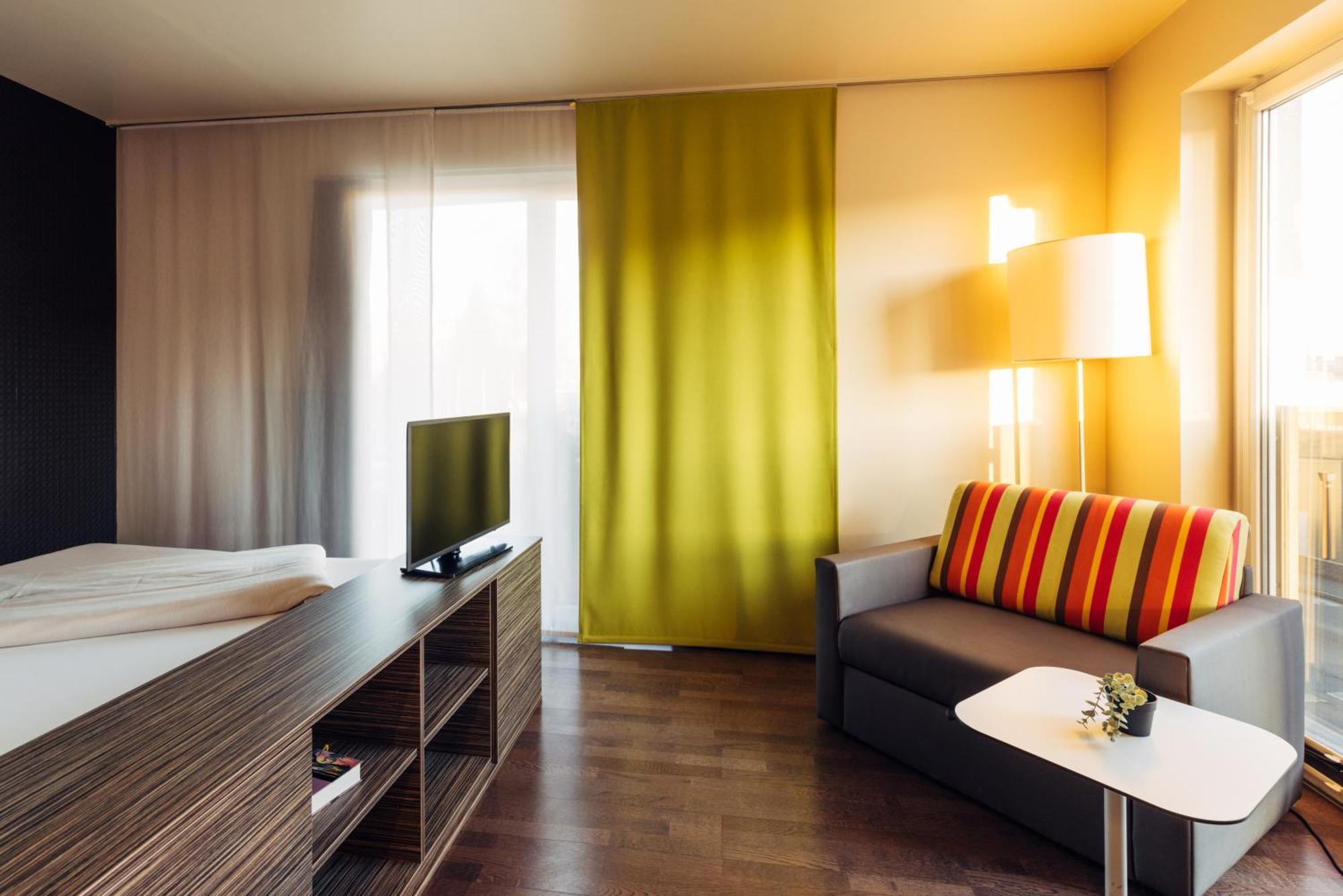 Harry'S Home Hart Bei Graz Hotel & Apartments Luaran gambar