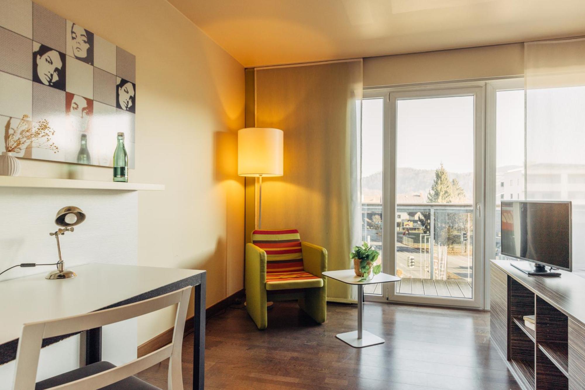 Harry'S Home Hart Bei Graz Hotel & Apartments Luaran gambar