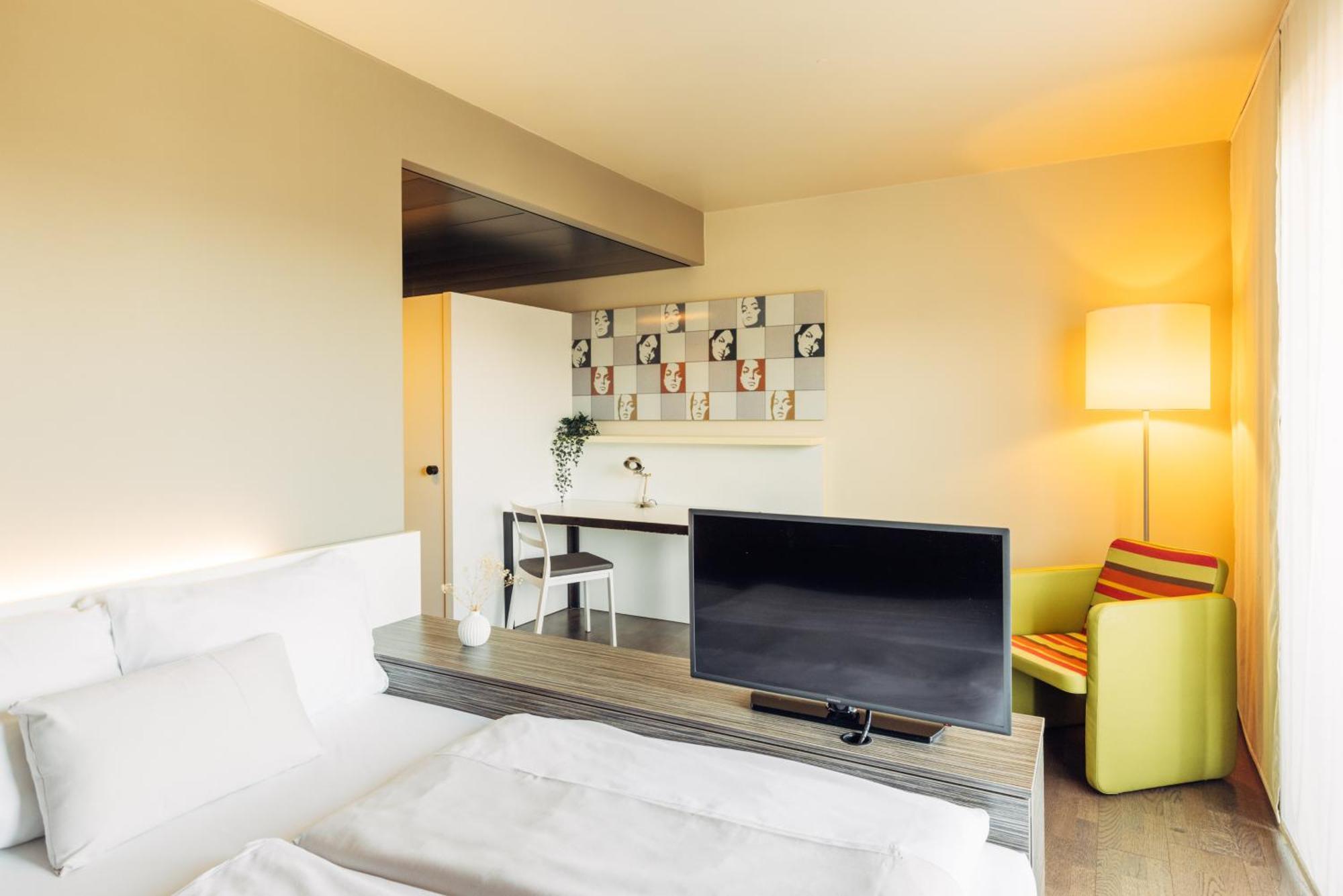 Harry'S Home Hart Bei Graz Hotel & Apartments Luaran gambar